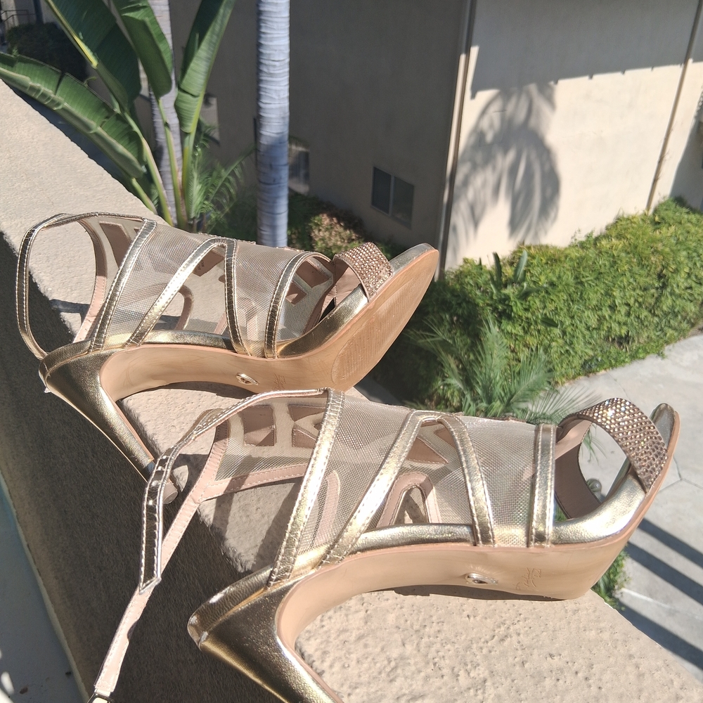 Thalia Sodi Gold Embellished Heels - Picture 10 of 16